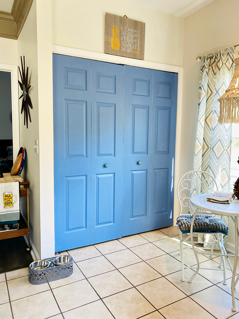 How to Paint a Bifold Door