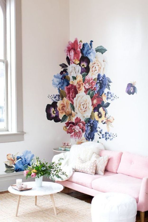 How to Paint Flowers on the Wall