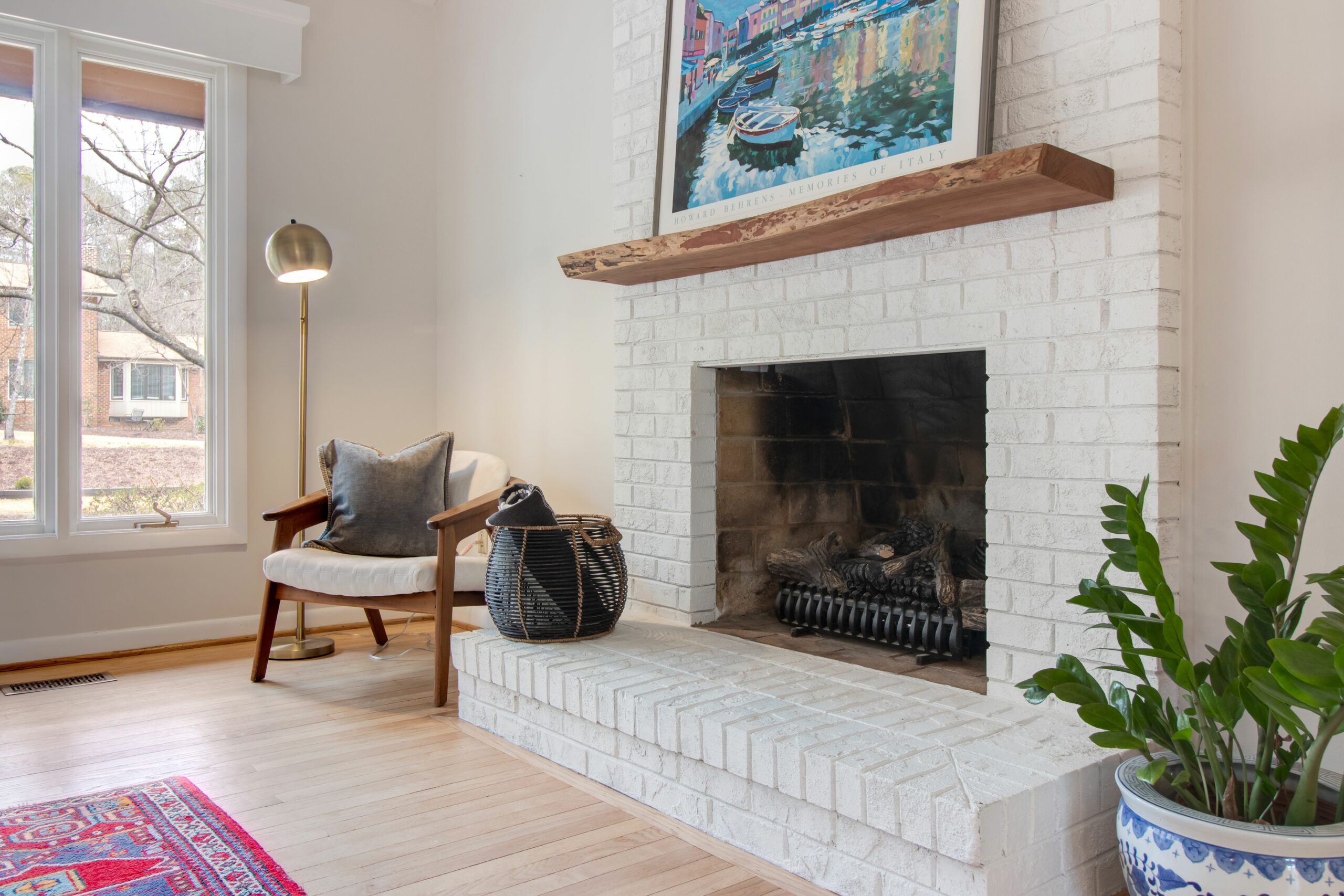 How to Paint Brick Fireplace